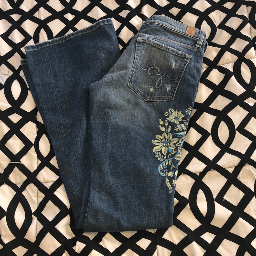 Guess jeans with vintage flower design size 27